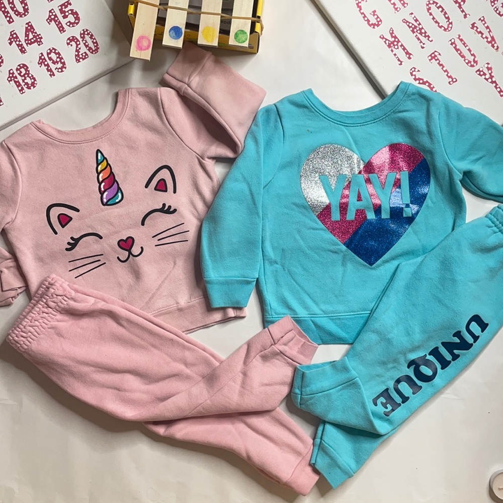 Girl toddler matching sweatsuit (2 sets)
